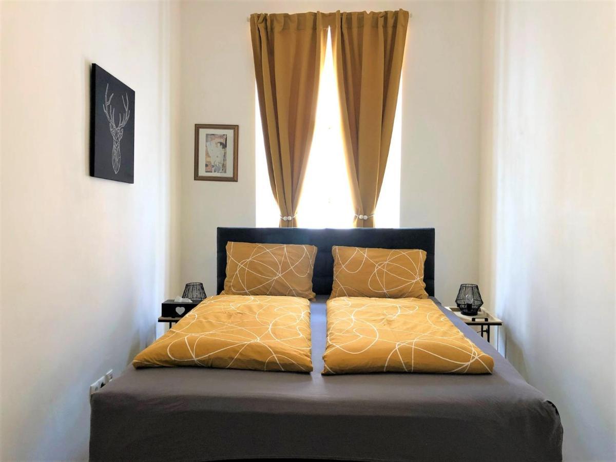 Msq Belvedere Apartment Wina Bagian luar foto